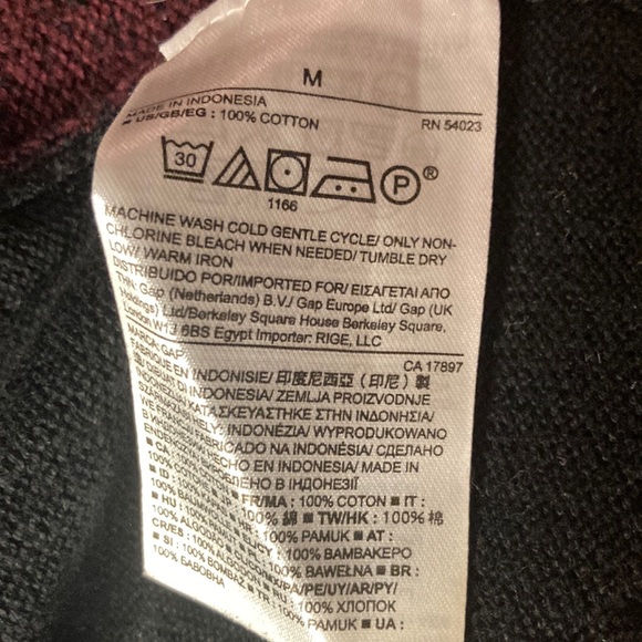 ❤️‍🔥5/20$ GAP💫 Black and Burgundy Long Sleeve Crew Neck Sweater - Picture 6 of 6
